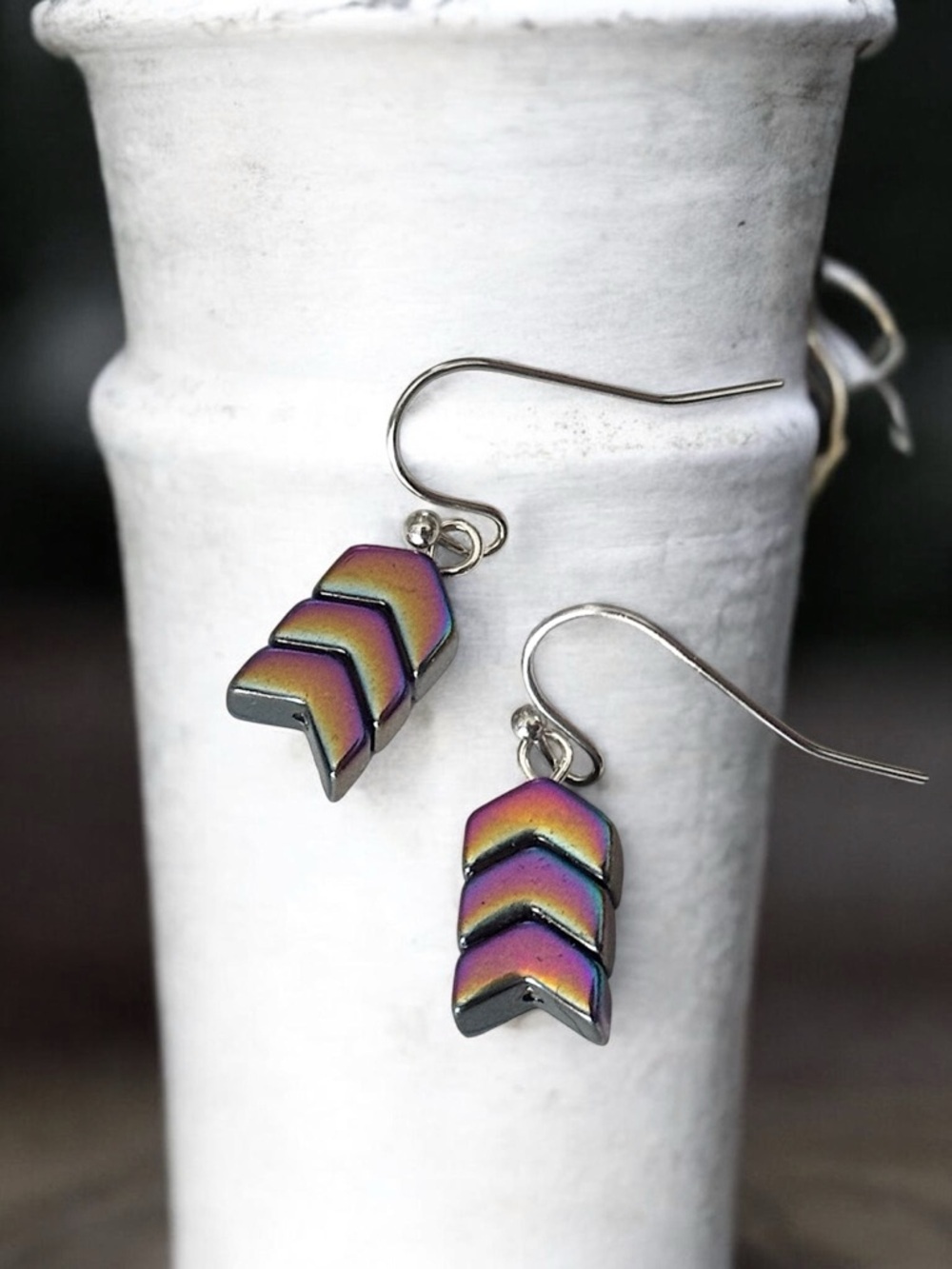 5 For $25💫Iridescent Chevron Beaded Earrings